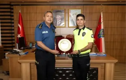Bilecik Emniyet Müdürü'nden Komiser Sanay'a Teşekkür Plaketi