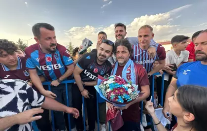 Trabzonspor Taraftar Buluşmasında Coşku Doruğa Ulaştı