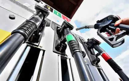Akaryakıta zam geliyor! Motorin 57 TL'yi aşıyor, benzin 55 TL'ye dayandı