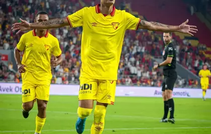 Göztepe, Manisa ile Son Hazırlık Maçına Çıkıyor