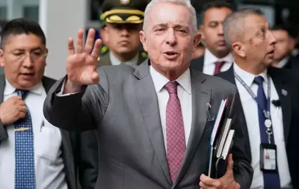 Kolombiya'da eski Devlet Başkanı Alvaro Uribe, 12 yıl ev hapsine mahkum edildi