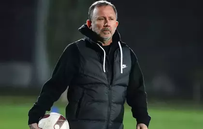 Beşiktaş'ta Sergen Yalçın depremi
