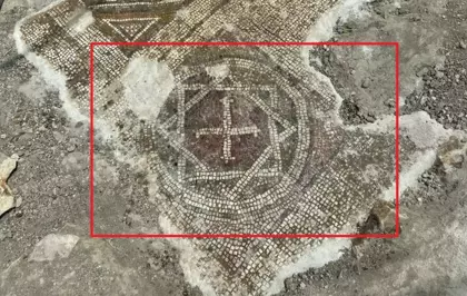 Diyarbakır'da Tarihi Mozaik ve Yazıt Bulundu