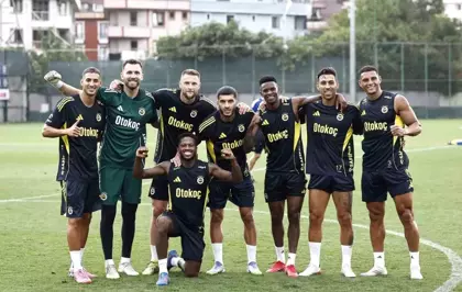 Fenerbahçe, Feyenoord Maçına Hazırlanıyor