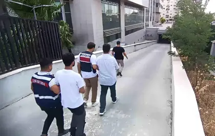 Mersin'de DEAŞ'a Finans Sağlayan 2 Şüpheli Yakalandı