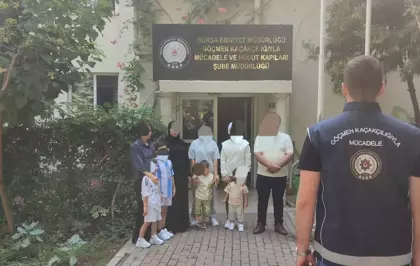 Bursa'da Göçmen Kaçakçılığı Operasyonu: 8 Kişi Yakalandı