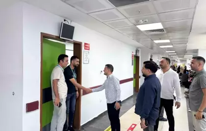 Mehmet Aküzüm Sağlık Emekçileriyle Buluştu