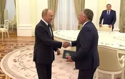 Putin ve Trump'ın Temsilcisi Arasında Yapıcı Görüşme