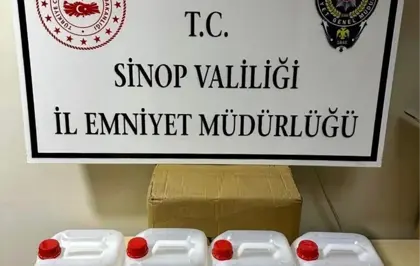 Sinop'ta Kaçakçılık Operasyonu: 20 Litre Etil Alkol ve Binlerce Makaron Ele Geçirildi