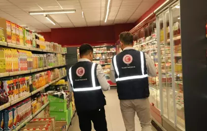 İzmir'de Marketlerde Fahiş Fiyat Denetimi
