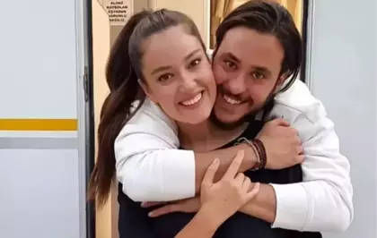 Pelin Akil boşandı mı?