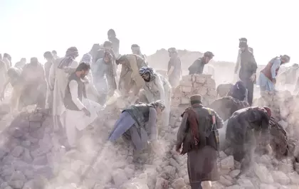 Afganistan'daki depremde ölü sayısı 1400'ü geçti