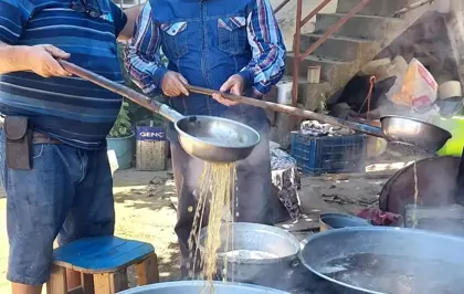 Sarıgöl'de Kışlık Pekmez Yapımına Başlandı