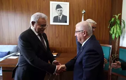 Milli Savunma Bakanı Yaşar Güler, Pakistan'da İkili Görüşmelerde Bulundu