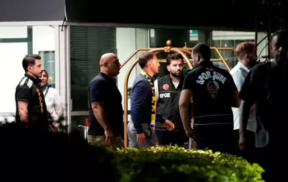 Fenerbahçe'nin yeni teknik direktörü Domenico Tedesco, İstanbul'a geldi