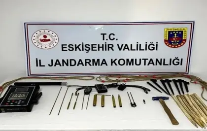 Eskişehir'de Kaçak Kazı Yapan 5 Şüpheli Suçüstü Yakalandı