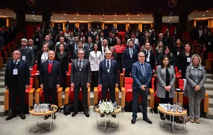 Kamu İhale Kurumu ve Dünya Bankası işbirliğinde inşaat firmalarını bilgilendirmek için seminer düzenlendi