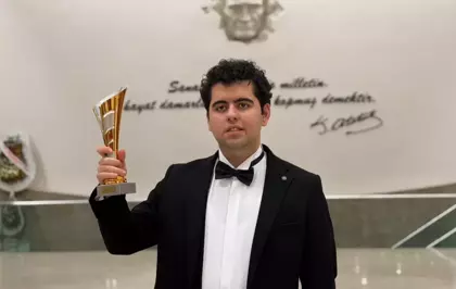 Akordiyon çalan otizmli Çağrıhan'a dünya 3'üncülüğü ödülü