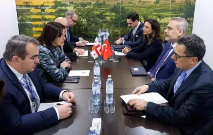 Bakan Fidan, Gürcü mevkidaşı Botchorishvili ile görüştü