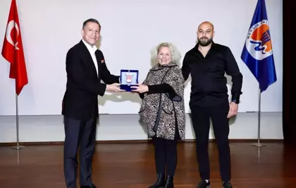 Olimpiyat şampiyonu milli güreşçi Ahmet Kireççi, memleketi Mersin'de anıldı