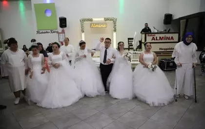 Ordu'da down sendromlu 7 genç kızın ''gelinlik'' hayali gerçek oldu