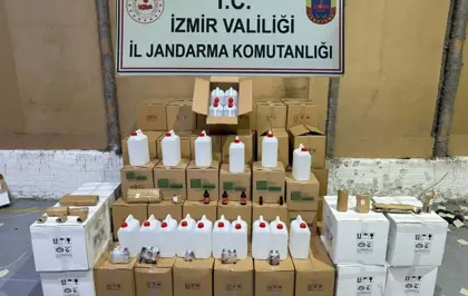 İzmir'de yılbaşı öncesi 2 bin 850 litre etil alkol ele geçirildi