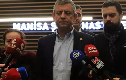 CHP Genel Başkanı Özel, Şehzadeler Belediye Başkanı Durbay'ın ailesine taziyesini iletti Açıklaması