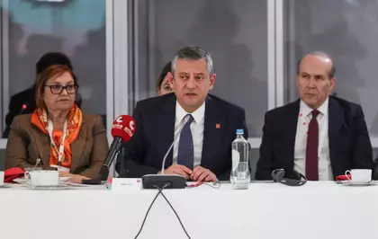 CHP Genel Başkanı Özel, Belçika'da