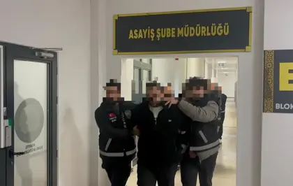 1'i futbolcu 3 kişinin yaralandığı silahlı kavgada 2 tutuklama