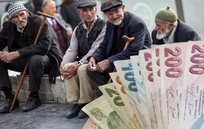 Emeklilik için borçlanma oranları değişti! 1 Ocak'tan itibaren yüzde 45 olacak