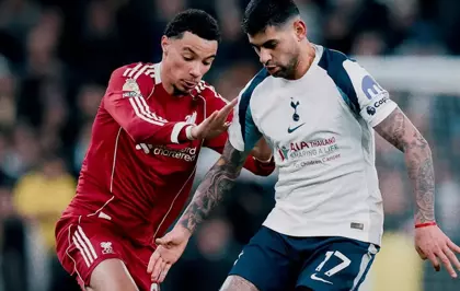 2 kırmızı, 3 gol! Dev maçta kazanan Liverpool