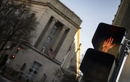 ABD Adalet Bakanlığı, Epstein dosyalarının bir kısmını yayımlamaya başladı