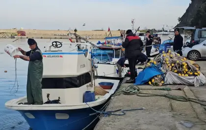 Balıkçılar, Karadeniz'de umduklarını bulamadı; hamsi dışında çeşit yok