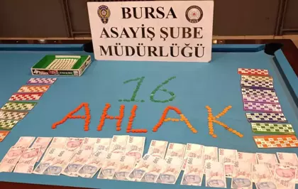 Bursa'nın 3 ilçesinde asayiş uygulaması: aranan 4 kişi yakalandı