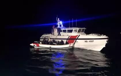 İzmir'de 99 düzensiz göçmen yakalandı
