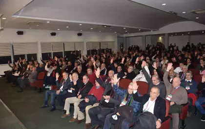 Karşıyaka'da tüzük yine değişiyor