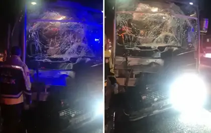 Batman'da midibüs çekiciye çarptı: 11 yaralı