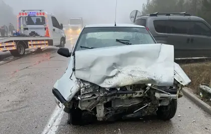 Sinop'ta iki otomobil çarpıştı, 1 kişi yaralandı