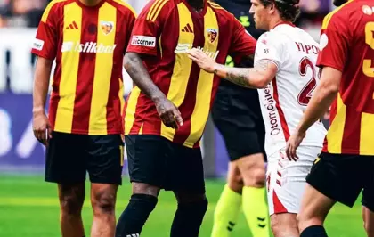 Kayserispor'a 17 maçta 42 sarı kart ve 2 kırmızı kart çıktı