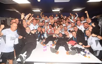 Ümit Özat Sergen Yalçın'a fena salladı: İşi şova dökmüş, bu ne ya