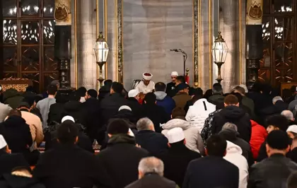 Regaip Kandili, İstanbul'daki camilerde dualarla idrak edildi
