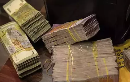 Suriye paradan iki sıfır atıldı! Yeni banknotlar tedavüle girdi