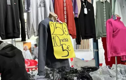 Bulgaristan'ın avroya geçişi ile Edirne'deki tabelalar da değişmeye başladı