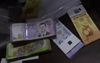 Suriye'de yeni banknotlar piyasaya sürüldü