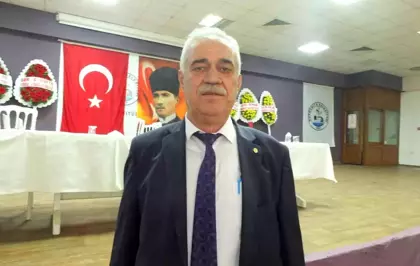 Burhaniye'de 26 yıllık başkan güven tazeledi