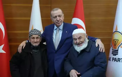 Cumhurbaşkanı Erdoğan, Düzceli asırlık çınarlarla bir araya geldi