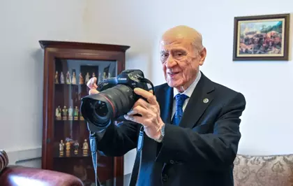 Foto muhabirleri Bahçeli'yi ziyaret etti