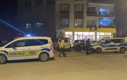 Burdur'da şüpheli çanta fünyeyle patlatıldı