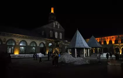 Diyarbakır ve çevre illerde Miraç Kandili idrak edildi