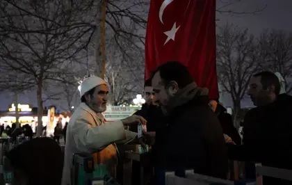 Başkentte ''kandillerde süt ikramı'' geleneği sürdürülüyor